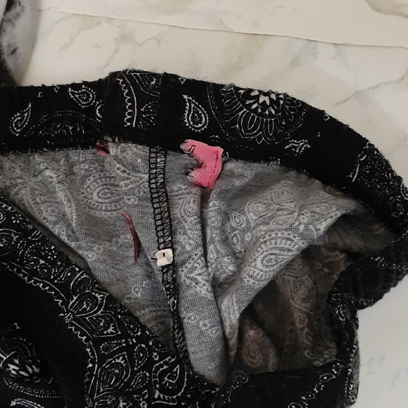 Two Pair Bundle of Juniors' Leggings - Picture 2 of 3